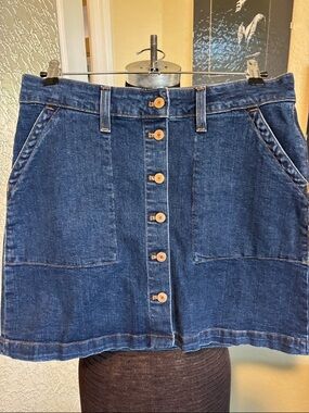 J. Crew Dark Blue Button-Front Denim Mini Skirt. Size 8 NWT